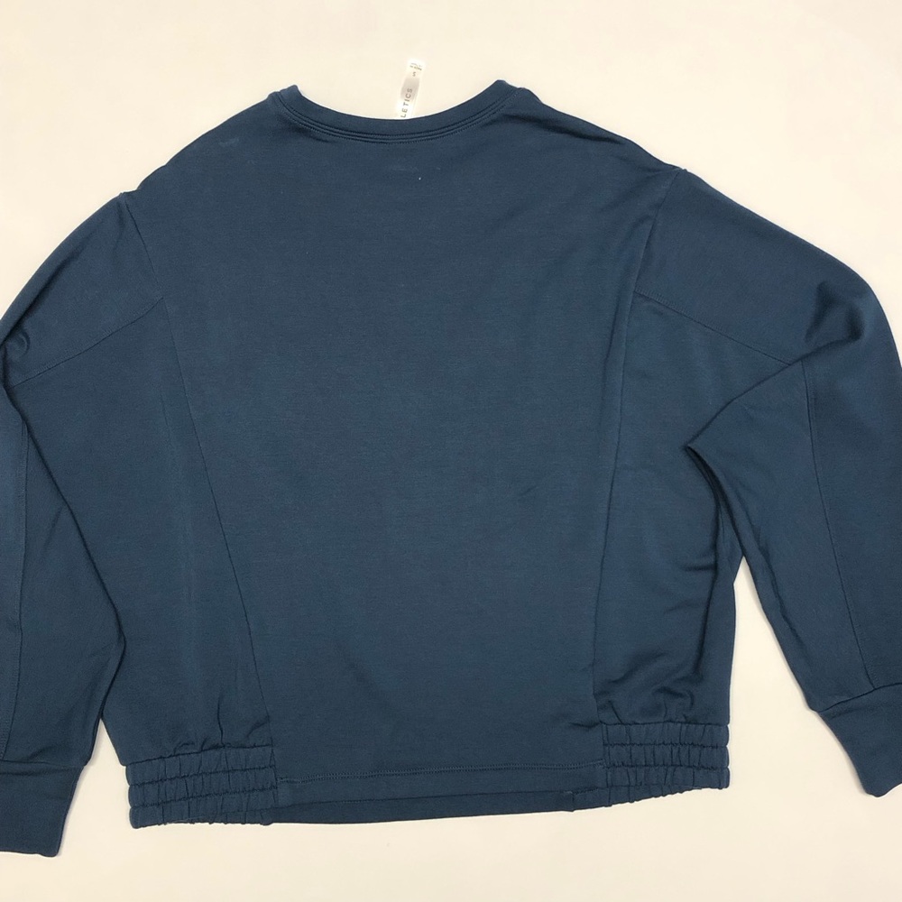 Fabletics pullover cropped size S - Picture 2 of 10